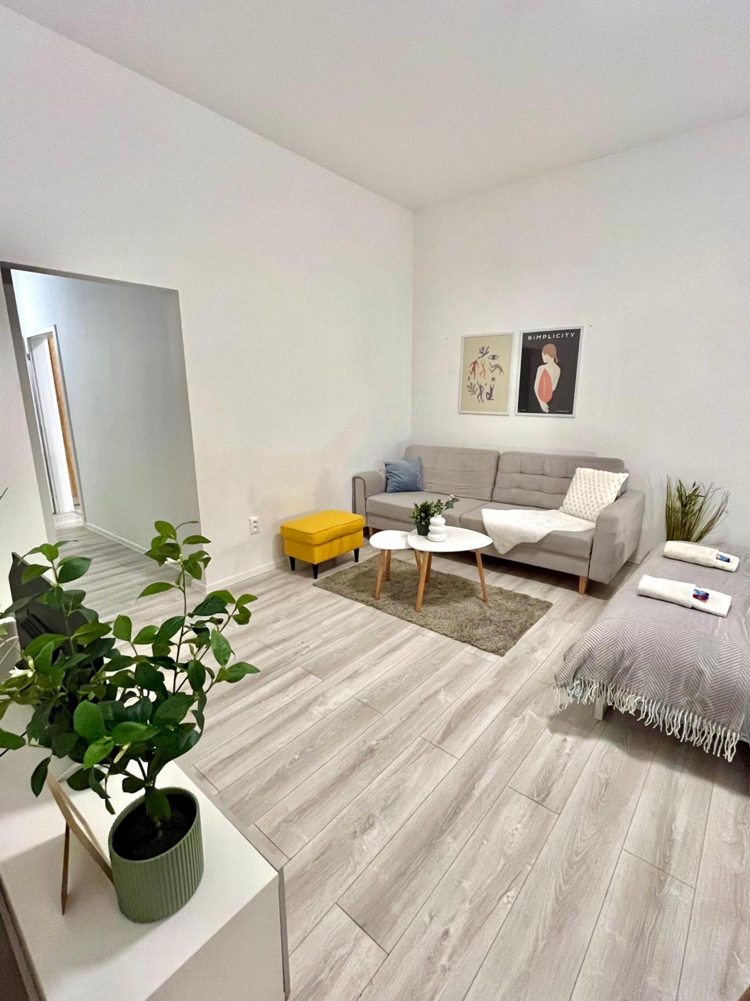 Apartment Robin - Old Town Bratislava Exterior photo